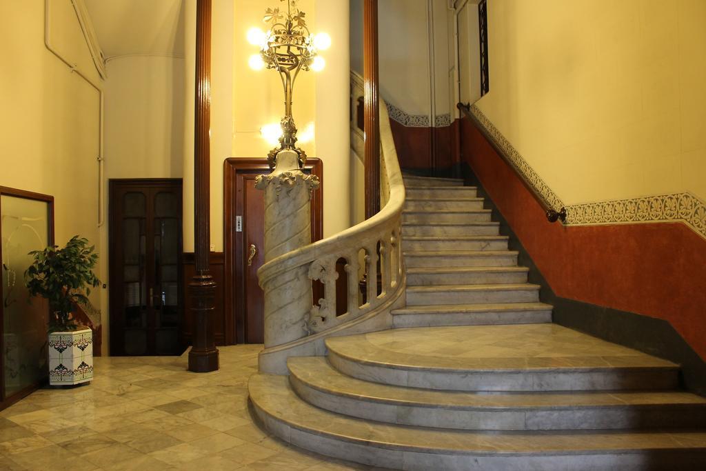 Hostal Barcelona Centro Екстериор снимка