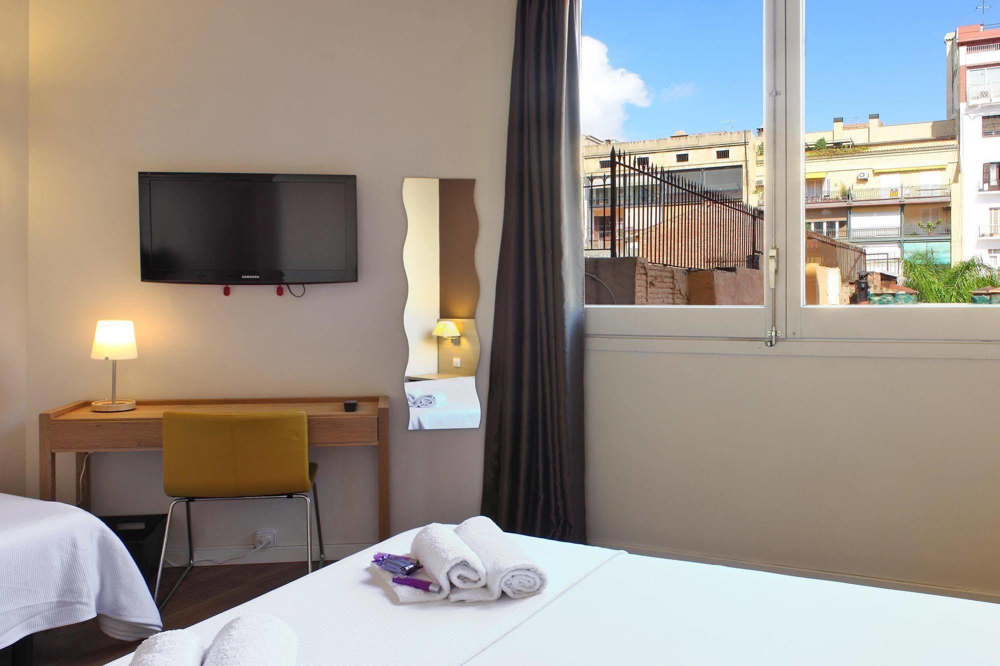 Hostal Barcelona Centro Екстериор снимка
