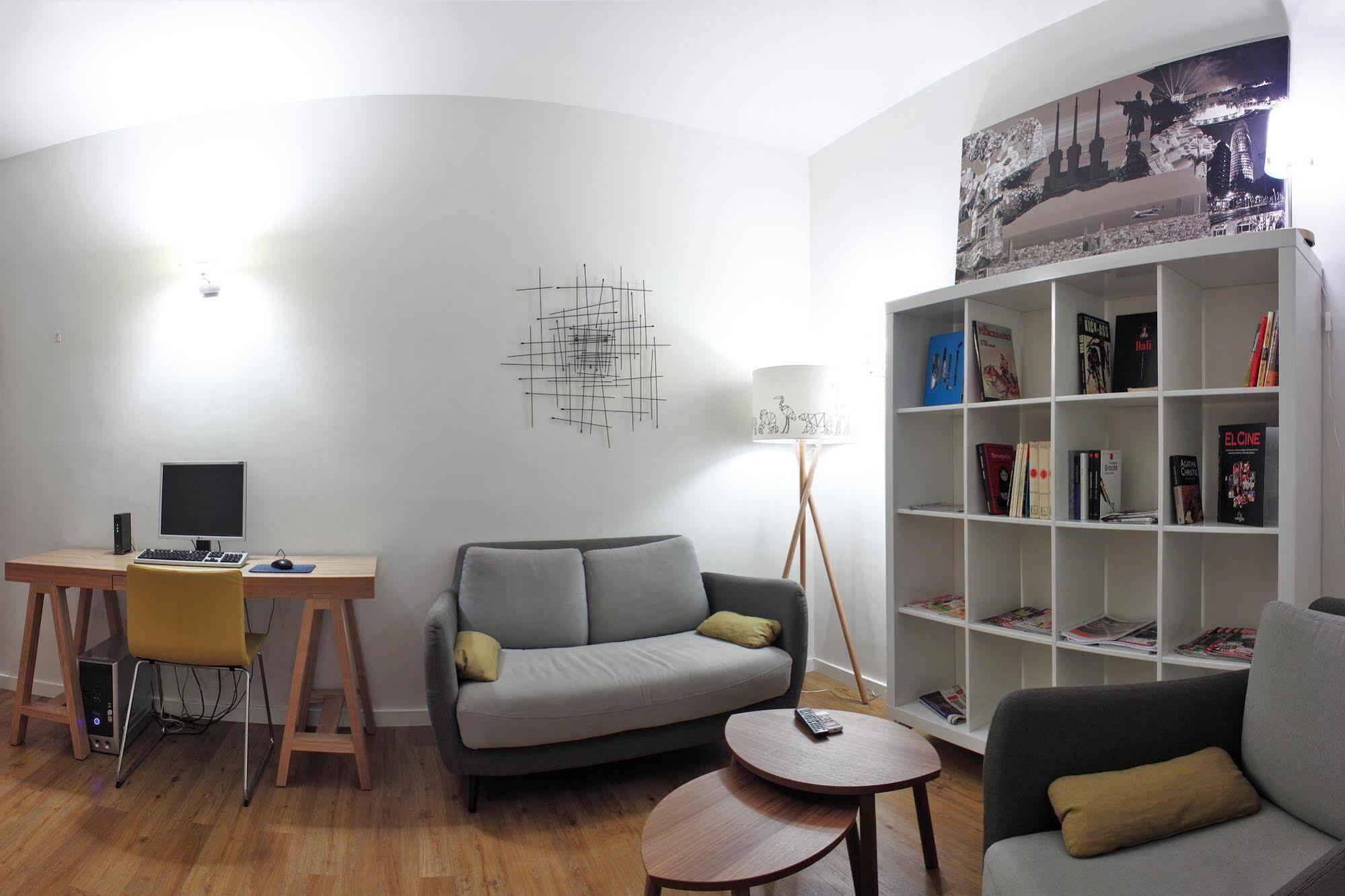 Hostal Barcelona Centro Екстериор снимка